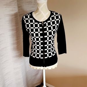 ❗️2 for 45❗️White House Black Market Sweater